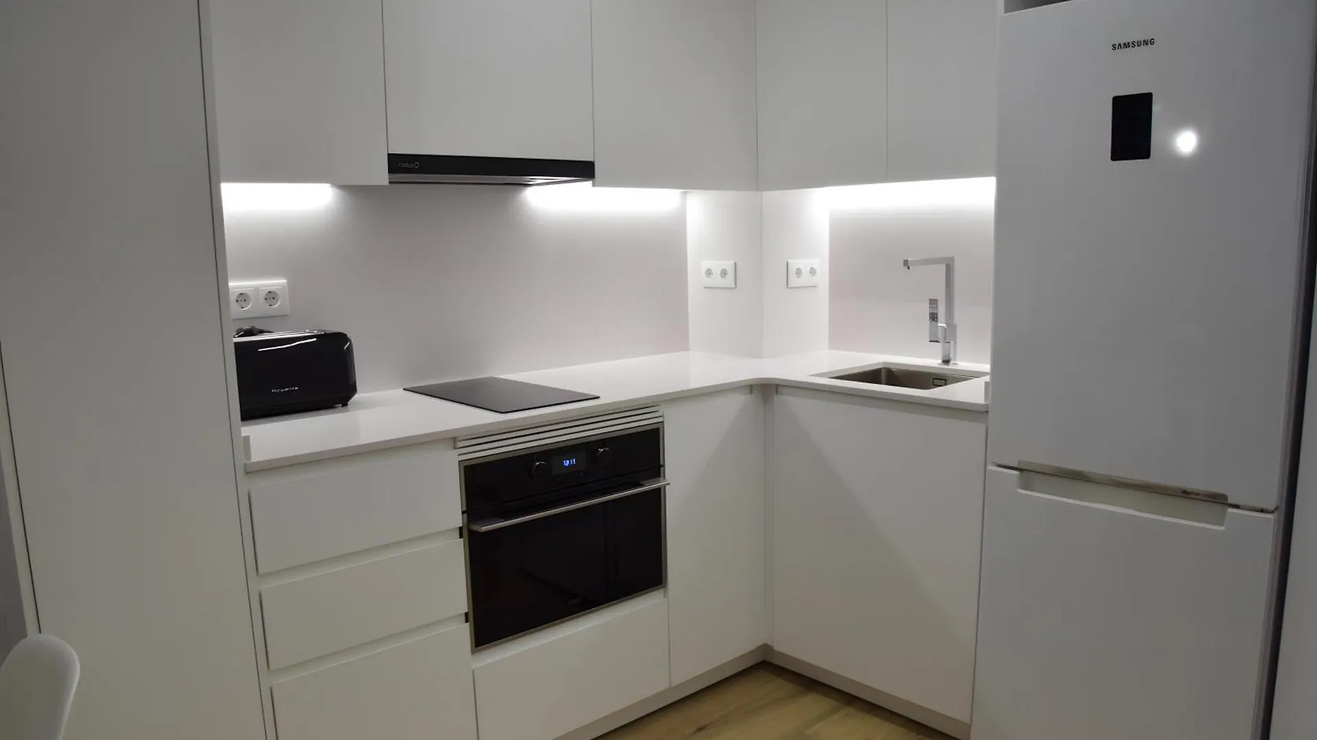 Apartamento Nuevo En Calella Totalmente Reformado Con Parking Privado Spain
